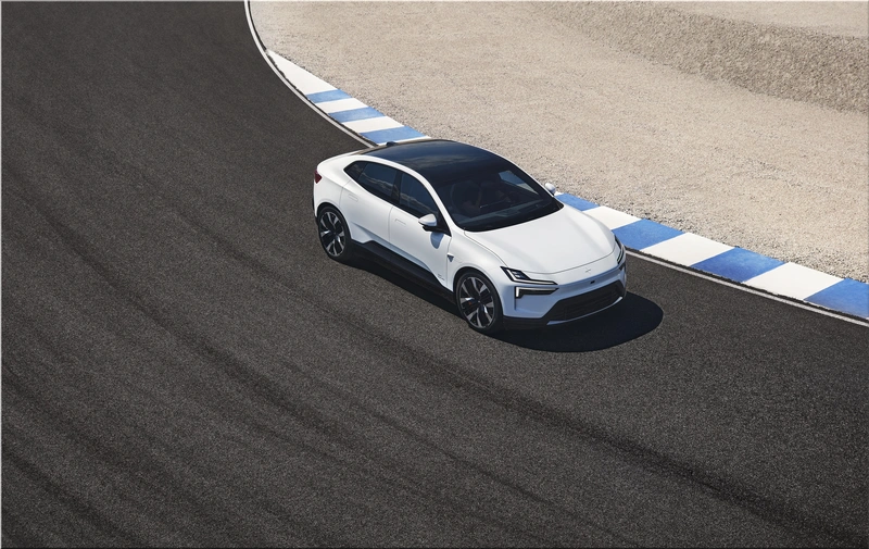 Polestar 4