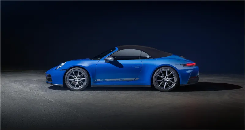 2025 Porsche 911 Carrera T Cabriolet