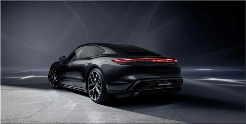 Porsche Taycan Black Edition