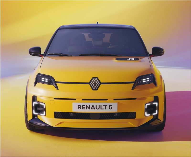 Renault 5 E-Tech electric car