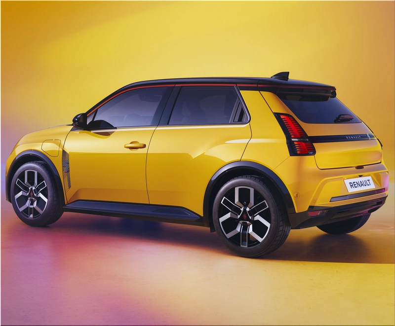Renault 5 E-Tech electric car