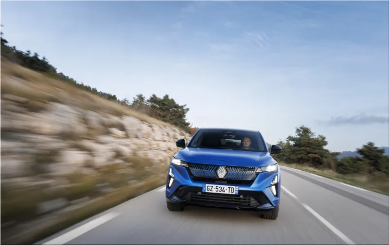 Renault Rafale E-Tech 4x4 300 HP