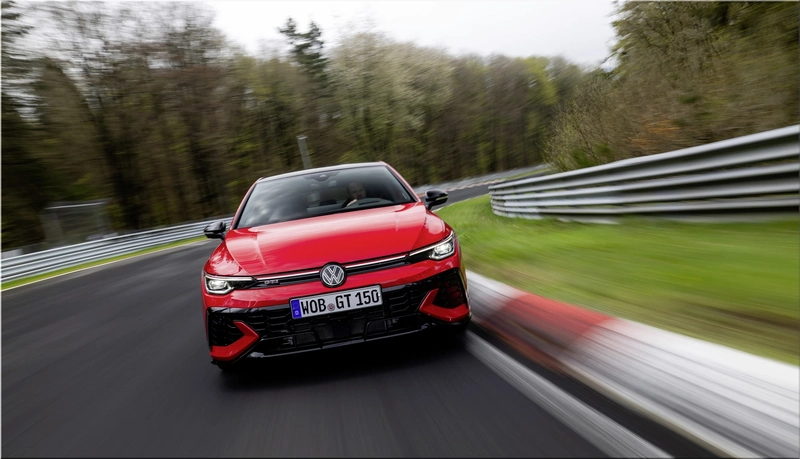 VW Golf GTI Edition 50