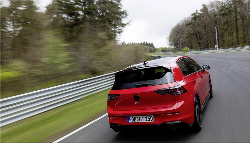 VW Golf GTI Edition 50