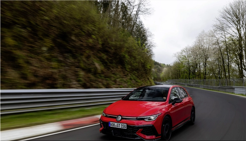 VW Golf GTI Edition 50
