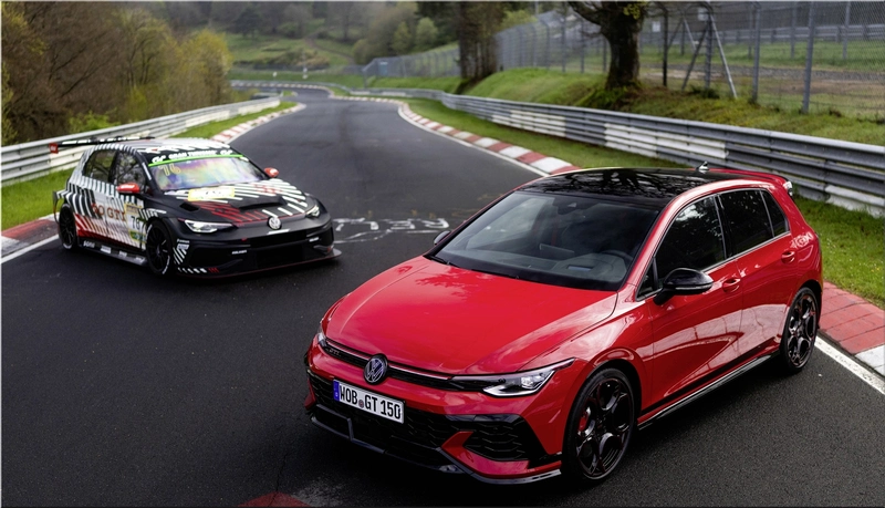 VW Golf GTI Edition 50