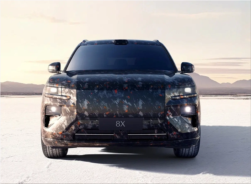 Zeekr 8X plug-in hybrid SUV