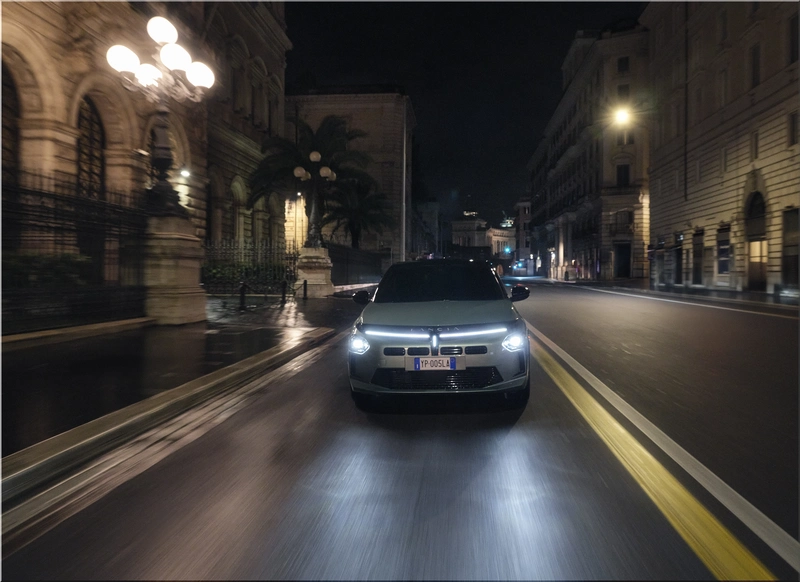 Lancia Ypsilon Turbo 100