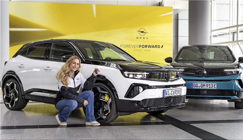 Sophia Flörsch, Opel GSE Formula E Team