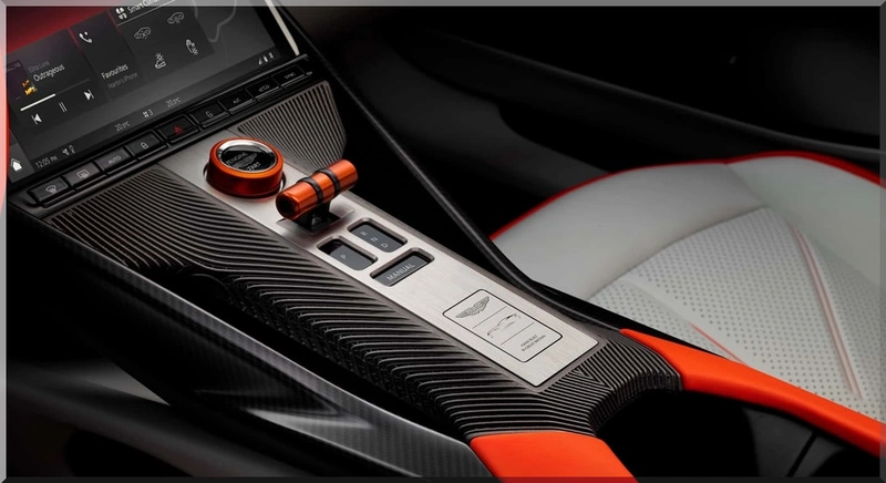 Aston Martin Valen