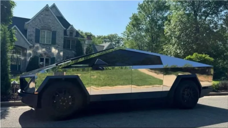 Tesla Cybertruck chrome hand polished