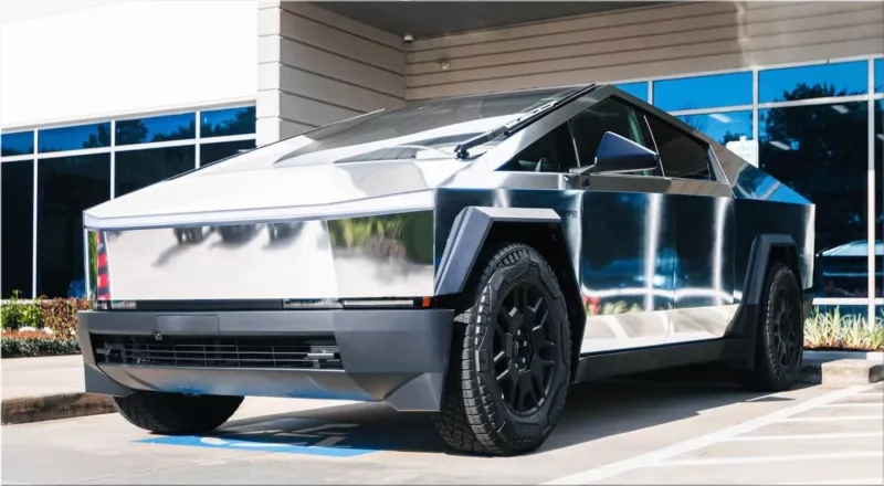 Tesla Cybertruck chrome wrap