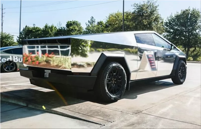 Tesla Cybertruck chrome wrap