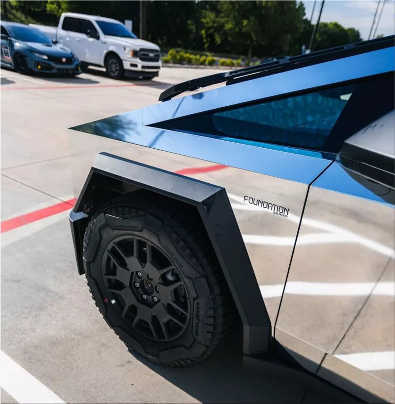 Tesla Cybertruck chrome wrap