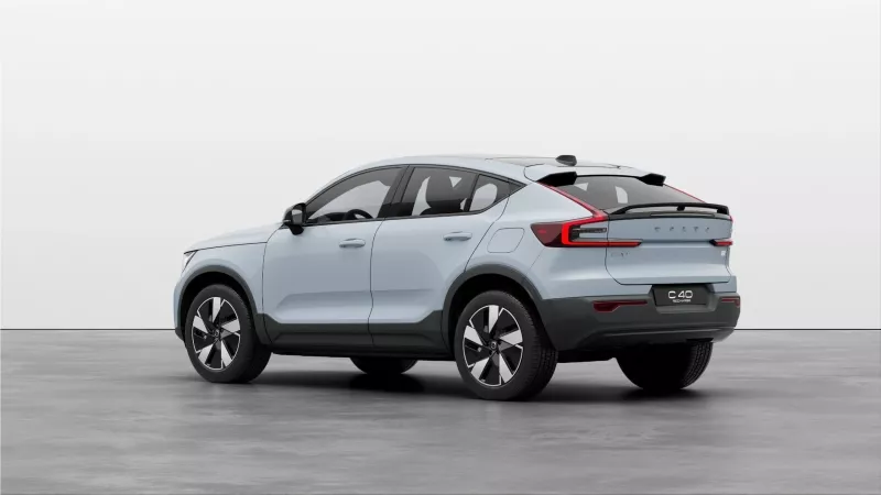 Volvo C40 and XC40