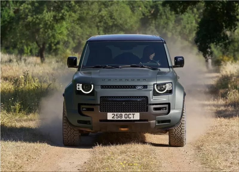 Land Rover Defender OCTA