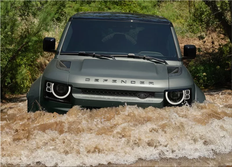 Land Rover Defender OCTA