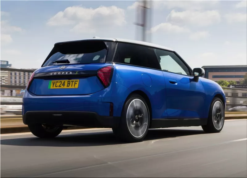 2024 MINI Cooper SE
