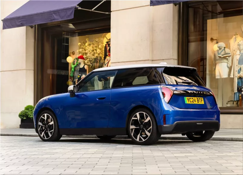 2024 MINI Cooper SE