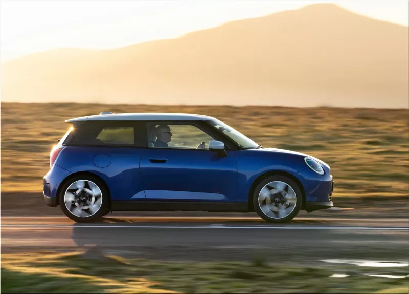 2024 MINI Cooper SE