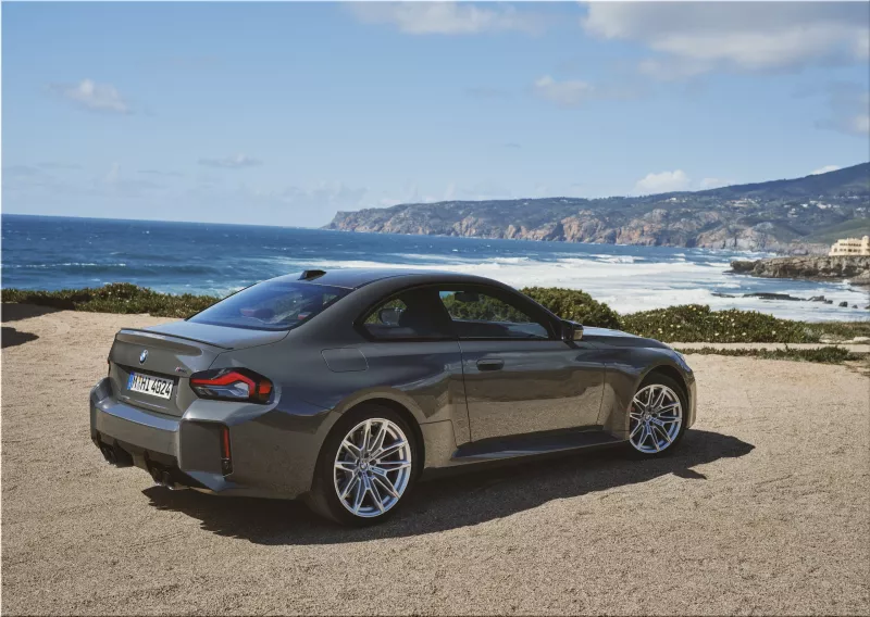 2025 BMW M2