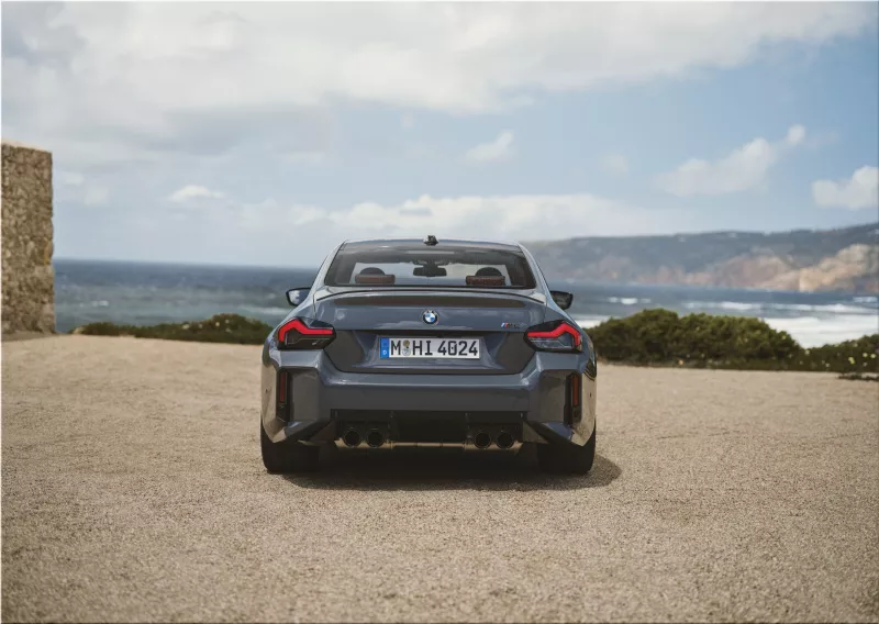 2025 BMW M2