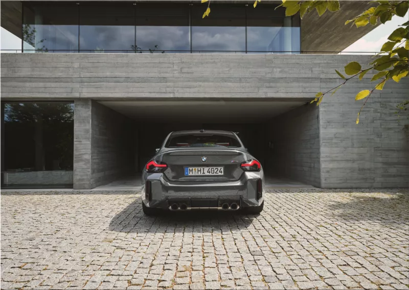 2025 BMW M2