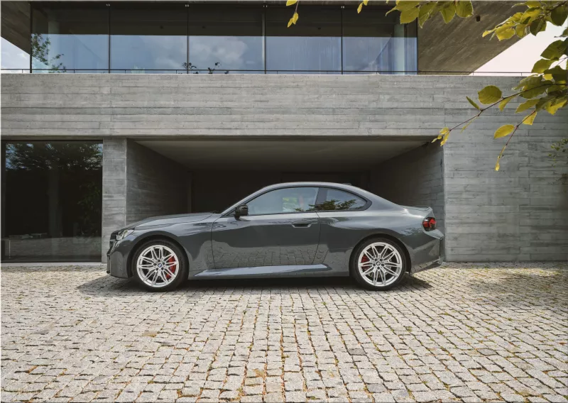 2025 BMW M2