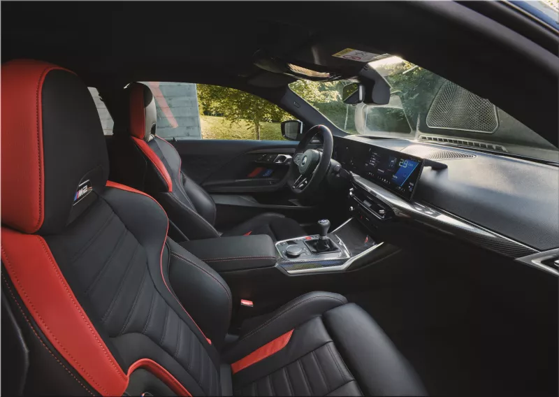 2025 BMW M2