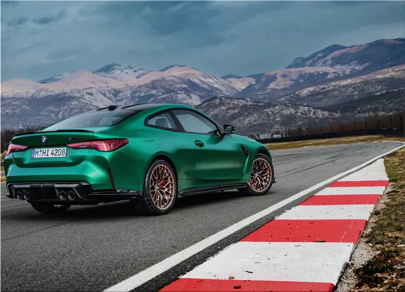 BMW M4 CS