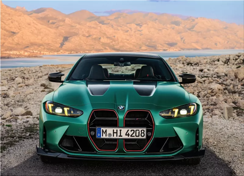 BMW M4 CS