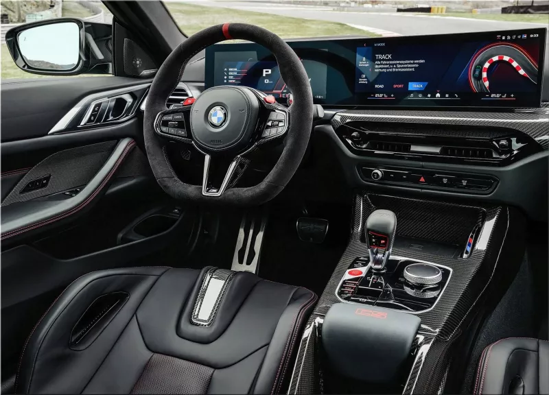 BMW M4 CS