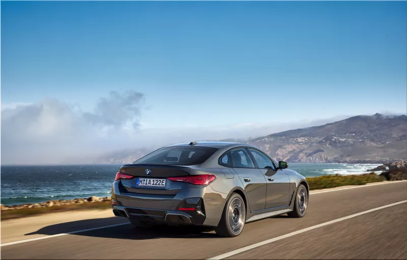 2025 BMW i4