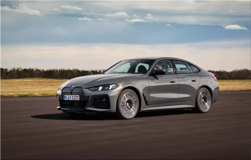 2025 BMW i4