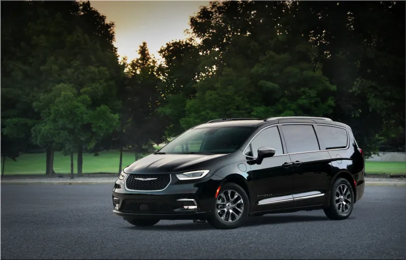 2025 Chrysler Pacifica Hybrid