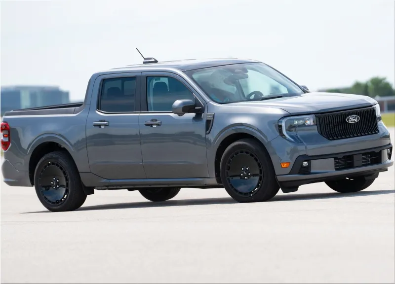 2025 Ford Maverick Lobo