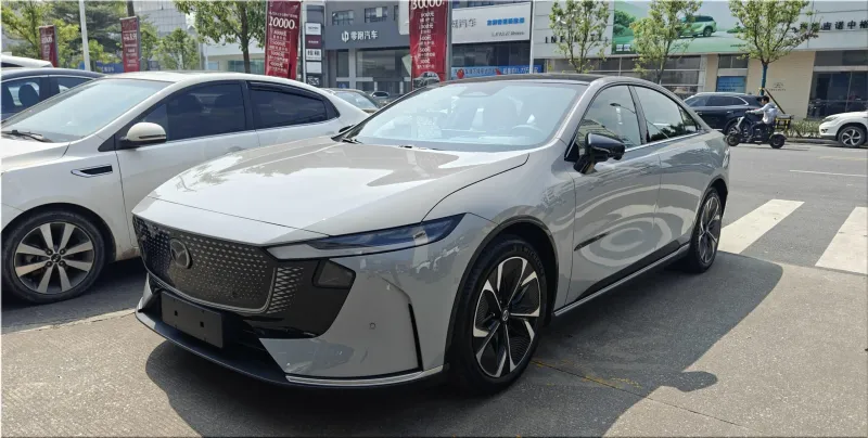Mazda EZ-6