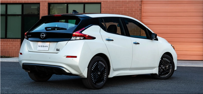 2025 Nissan LEAF