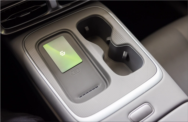 2027 Leapmotor B05 interior