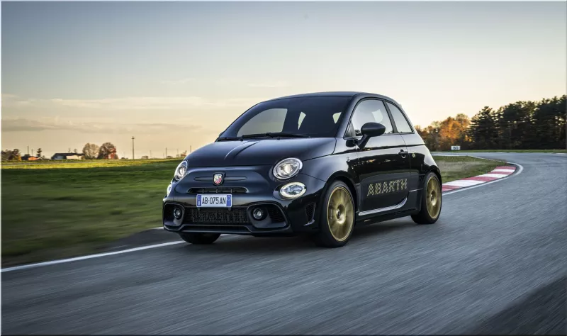 2024 Abarth 695