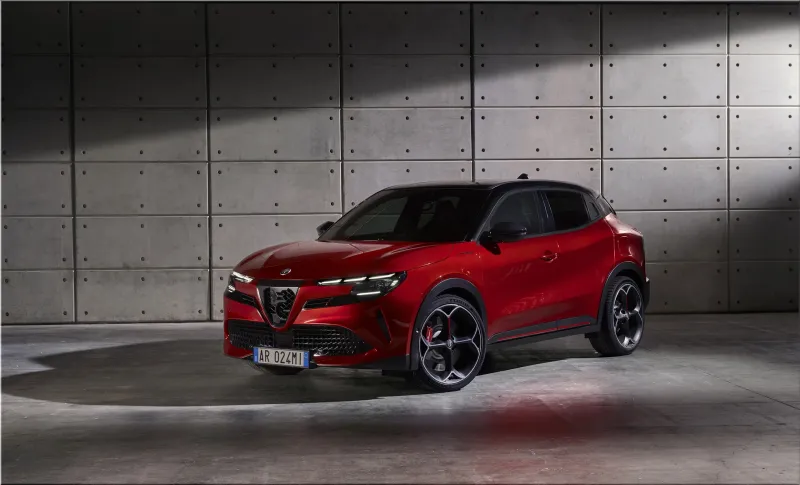 Alfa Romeo Junior Ibrida