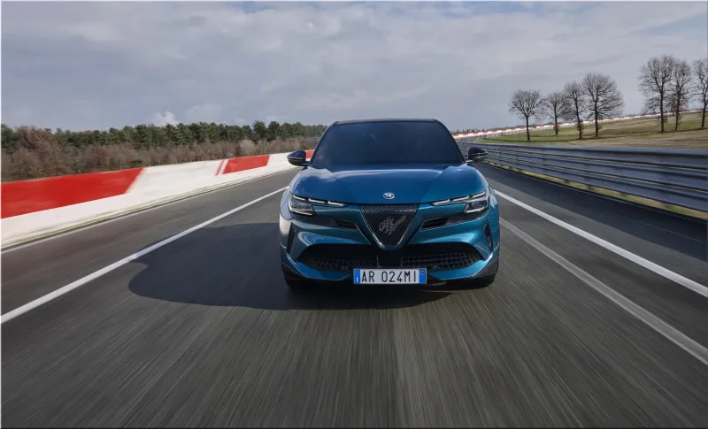 Alfa Romeo Junior Ibrida
