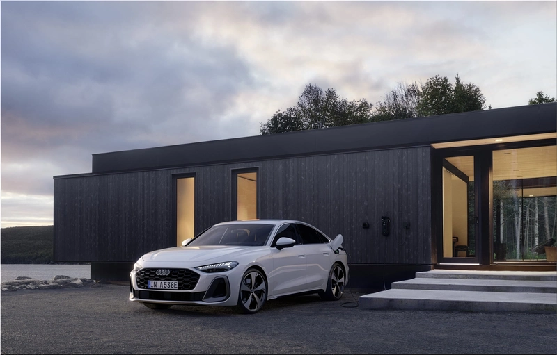 Audi A5 Sedan e-hybrid quattro