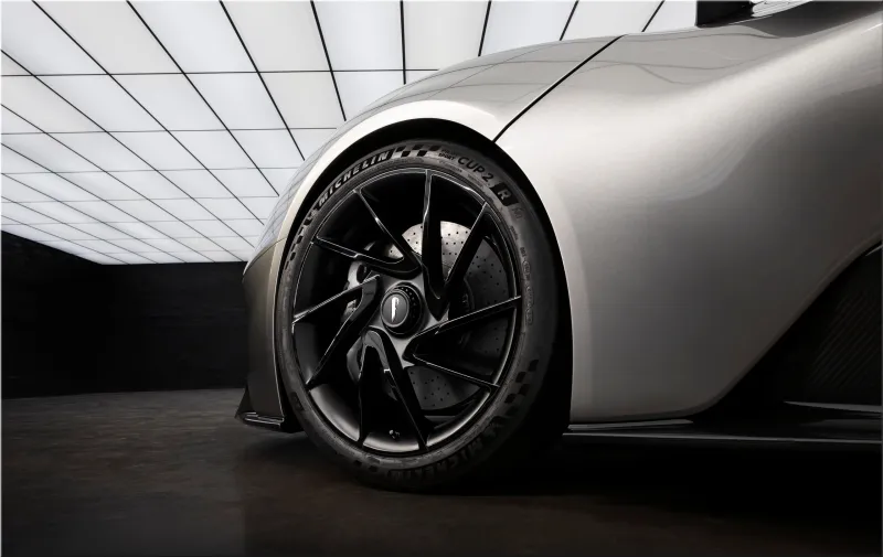 Automobili Pininfarina B95 Gotham