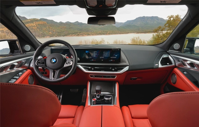 BMW XM Plug-in Hybrid