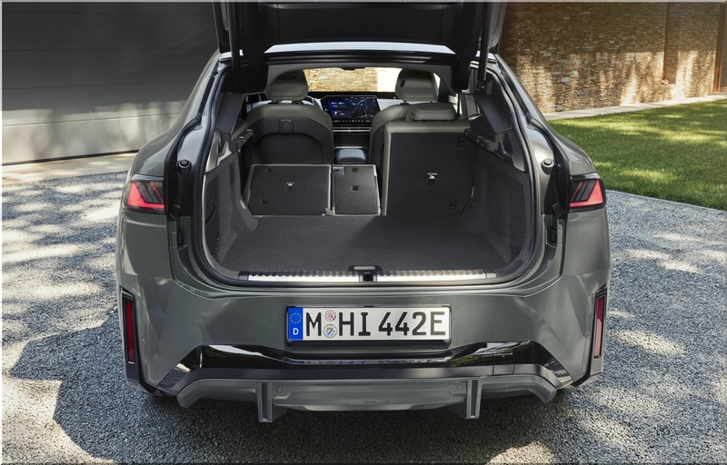 BMW iX4 M60 xDrive