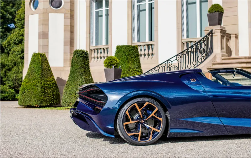 Bugatti W16 Mistral