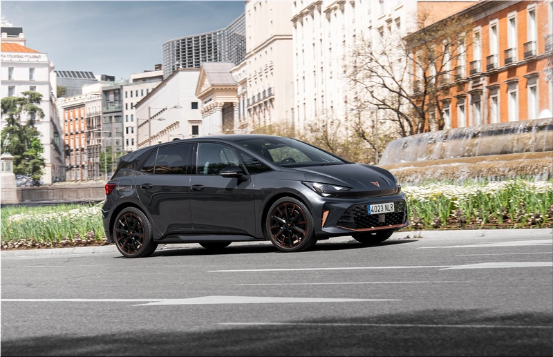 CUPRA Born VZ