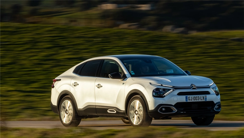 Citroen e-C4 X