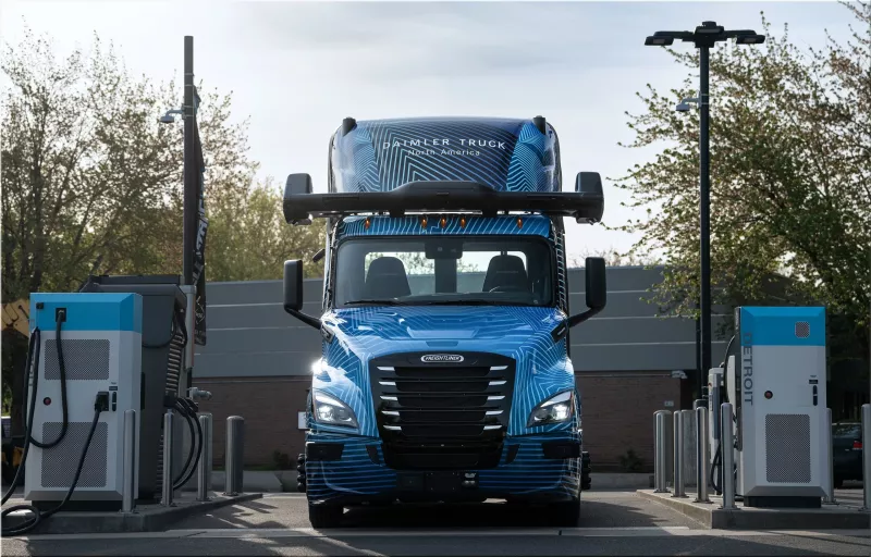 Freightliner eCascadia